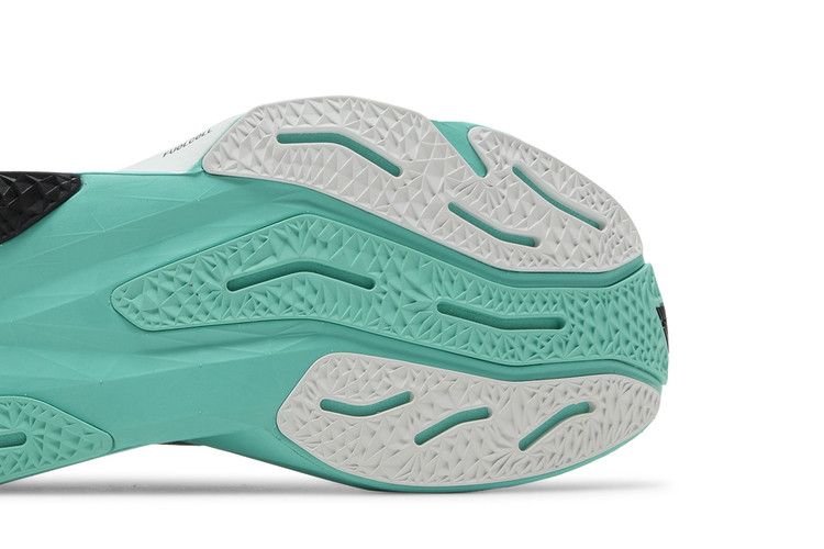 New Balance Fuelcell Rebel V4 'Cyber Jade'