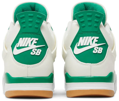 Nike SB x Air Jordan 4 Retro "Pine Green"
