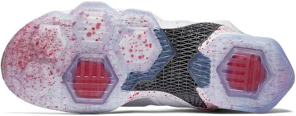 Nike LeBron 13